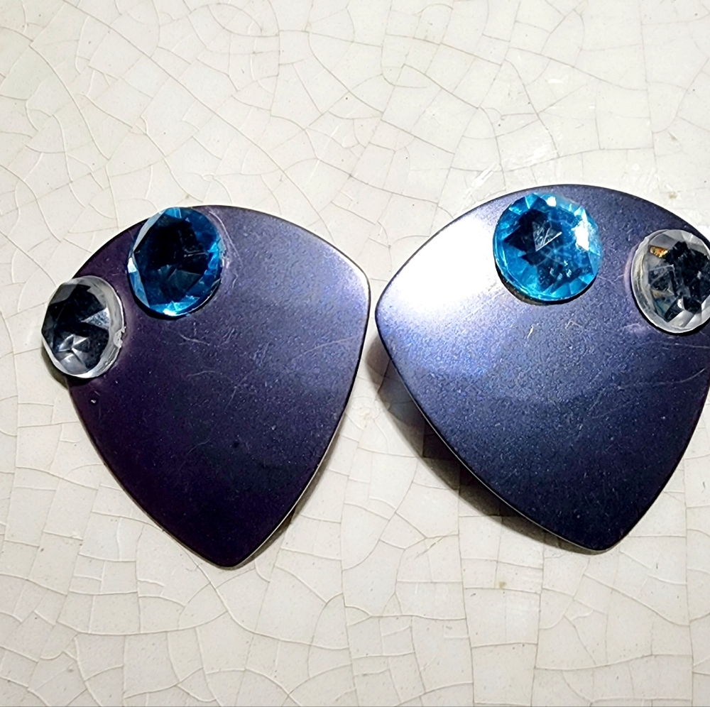 Iridescent purple inverted triangle with brilliant blue clear rhinestones earrin